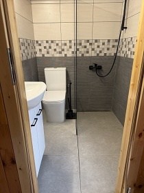 Chata u p�ehrady Vranov - hrad Corn�tejn a B�tov