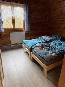 Chata u p�ehrady Vranov - hrad Corn�tejn a B�tov