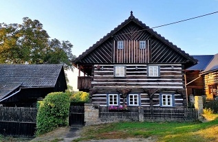 Pohádková chaloupka - Žďár - Máchovo jezero