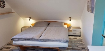 Chata u lesa - Vlkovsk pskovny - Tebosko