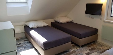 Chata u lesa - Vlkovsk pskovny - Tebosko