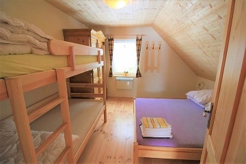Chalupa u Kru�nohorsk� magistr�ly - Ple�ivec
