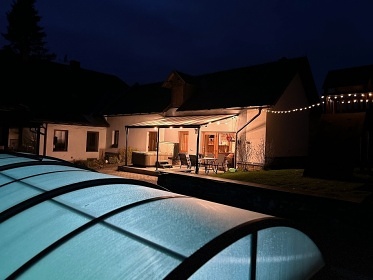 Chalupa s baznem - Bukov hora - Mlnick dvr