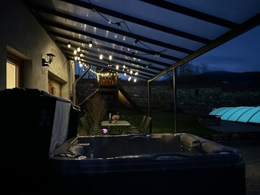 Chalupa s baznem - Bukov hora - Mlnick dvr