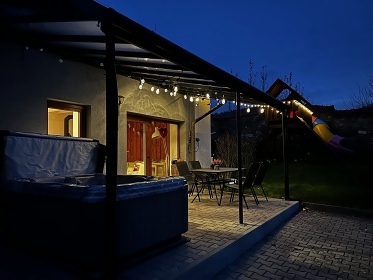 Chalupa s baznem - Bukov hora - Mlnick dvr