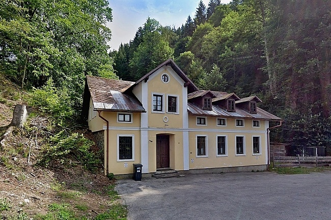 Wellness chalupa s baznem - Hranice - Krkonoe