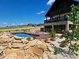 Wellness chalupa a koupací jezírko - Beskydy