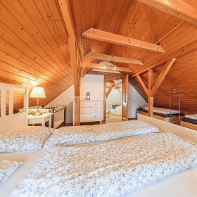 Chalupa Jizerky - kachlov kamna - Jindichov