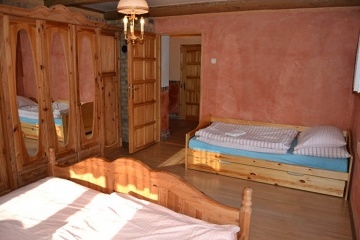 Selsk chalupa - bazn a koupac sud - Trlicko