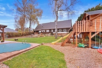 Chalupa s baz�nem - Krkono�e - Podh���