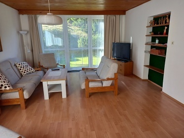 Rekrean dm se zahradou - Pec pod Snkou