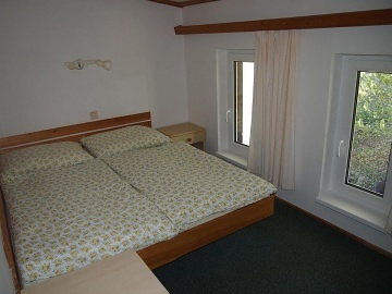 Rekrean dm se zahradou - Pec pod Snkou