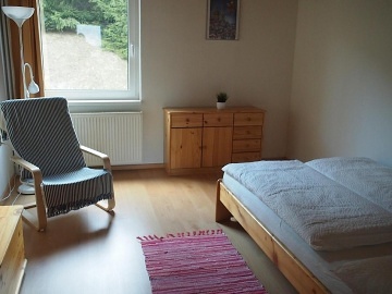 Rekrean dm se zahradou - Pec pod Snkou