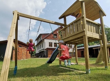 Rodinn chalupa a koupac sud - ky a Detn