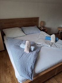 Chalupa s baz�nem - Lipensk� jezero - ji�n� �echy