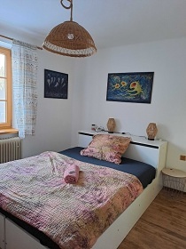 Chalupa s baz�nem - Lipensk� jezero - ji�n� �echy