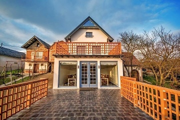 Chalupa a vinn� sklep Slov�cko - Kyjovsk� stezka