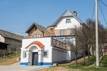 Chalupa a vinn� sklep Slov�cko - Kyjovsk� stezka