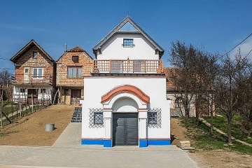 Chalupa a vinný sklep - Slovácko - Dubňany - Bůdy
