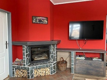 Chalupa s baz�nem - v�hled na Sn�ku - Krkono�e