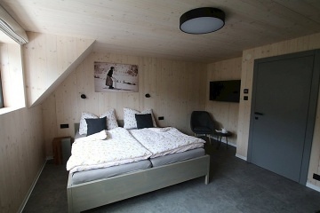 Chalupa s baz�nem a saunou - Kr�lick� Sn�n�k