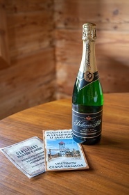 Roubenka �esk� Kanada - Tel� - Jind�ich�v Hradec