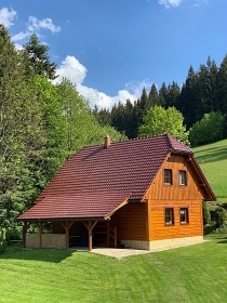 Chalupa vivka a bazn u Razuly - Beskydy