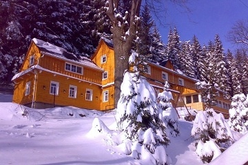 Horsk� chata vrch Zaklet� - CHKO Orlick� hory