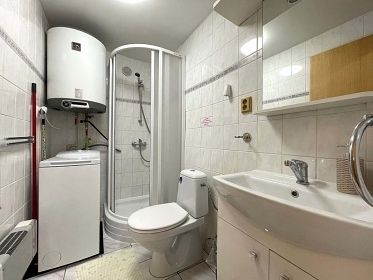 Chata s baznem - Hostnsk vrchy - ZOO Len