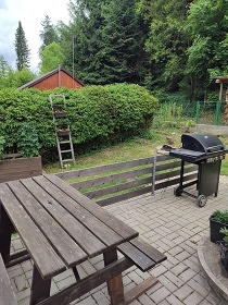 Chata u �eky S�zava - hrad �esk� �ternberk