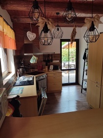 Chata u �eky S�zava - hrad �esk� �ternberk