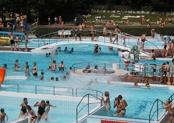 Chalupa Kralick� Sn�n�k - Mal� Morava - Hrub� Les