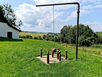 Chalupa Kralick� Sn�n�k - Mal� Morava - Hrub� Les