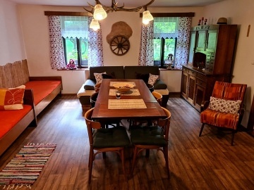 Chalupa Kralick� Sn�n�k - Mal� Morava - Hrub� Les