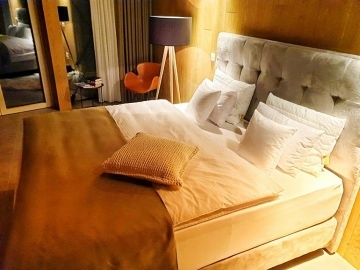 Horsk� chata - �ertova hora - Mumlavsk� vodop�dy