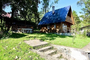 2 Chaty a baz�n - Lu�ick� hory - �esk� �v�carsko