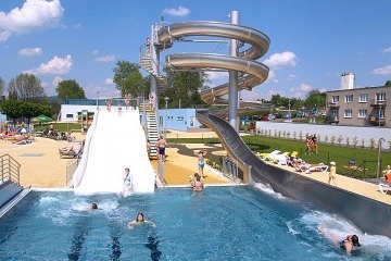 Chalupa a kryt� baz�n - �esk� r�j - Turnovsko