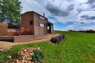 Nov objekt: Glamping vhled do krajiny - chata Jizersk hory 6C-086
