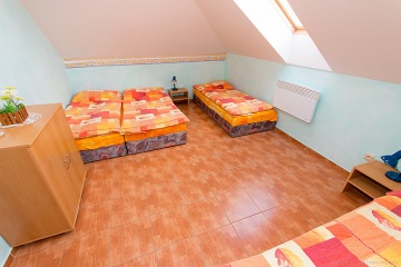 Chalupa s baz�nem a saunou - Lipensk� p�ehrada