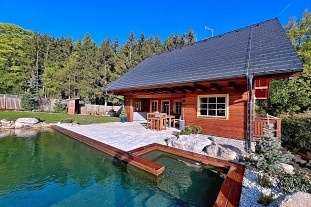 Nov� objekt: Roubenka a koupac� jez�rko s wellness - Mon�nec 2C-225