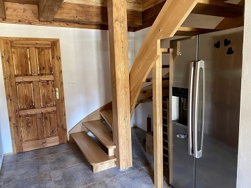 Roubenka a koupac� jez�rko s wellness - Mon�nec