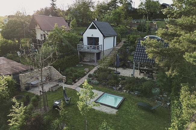 Glamping s baz�nem a zahradou - Kutn� Hora