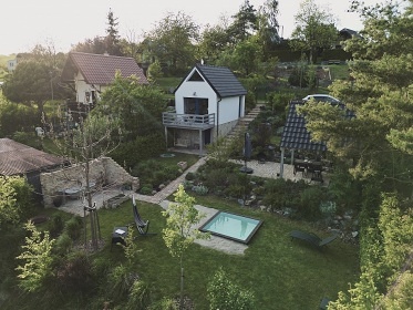 Glamping s baz�nem a zahradou - Kutn� Hora