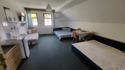 Chalupa Ml�ny - �esk� Kamenice - �esk� �v�carsko