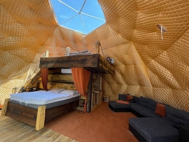 Glamping u rybníka s wellness - Lužické hory