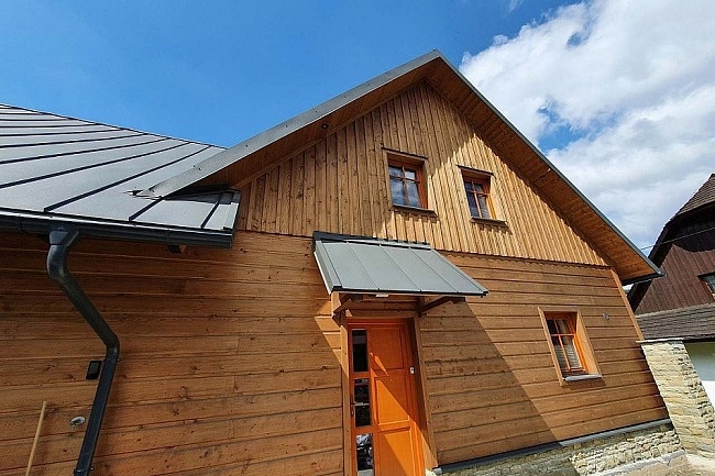 Valašská chalupa - Pluskovec - přehrada Karolinka