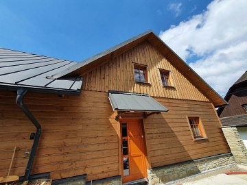 Valašská chalupa - Pluskovec - přehrada Karolinka