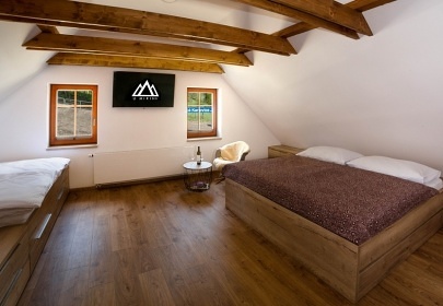 Valask chalupa - Pluskovec - pehrada Karolinka