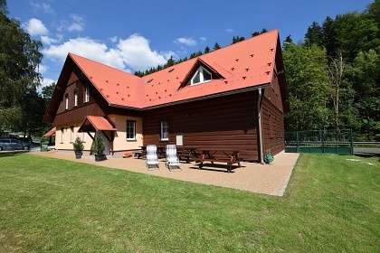 Chalupa s apartmány - Krkonoše - Černý Důl