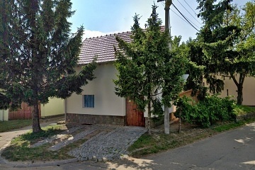 Chalupa a vinn� sklep - Hodon�nsko - CHKO P�lava